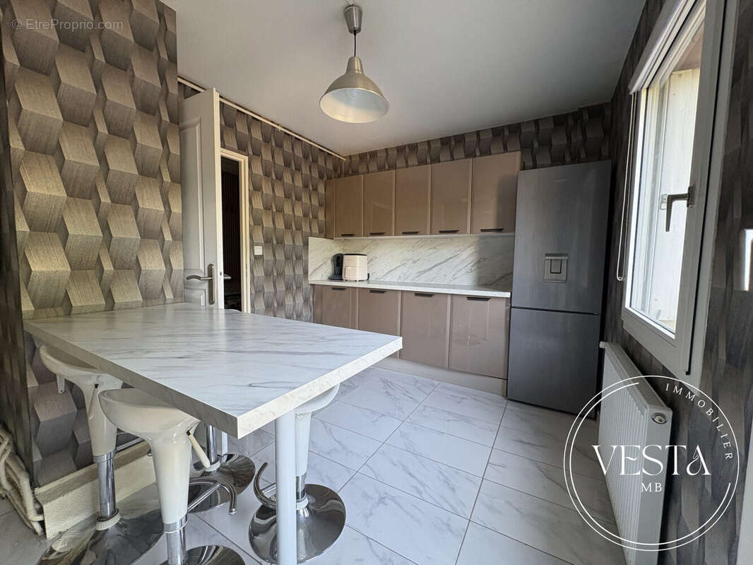 Appartement 98 m² à Longvic  - photo 5