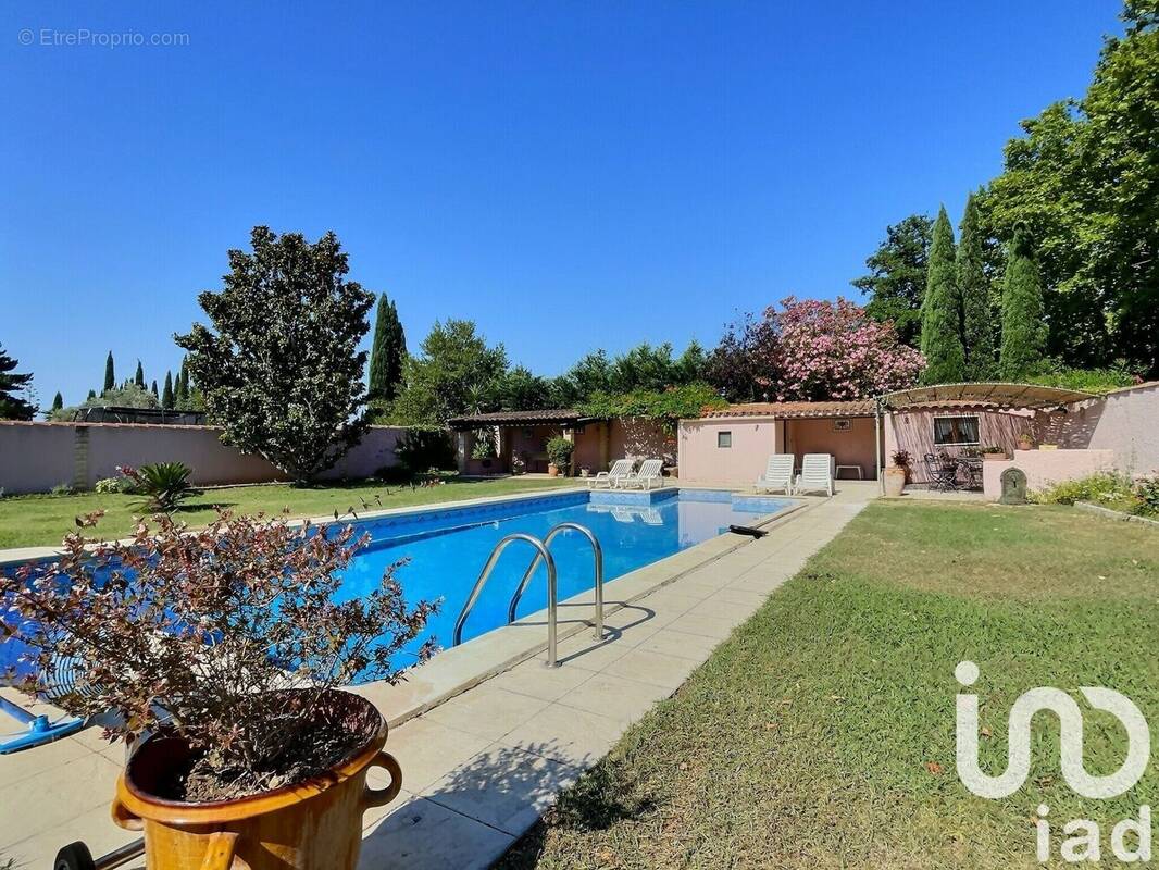 Photo 1 - Maison à SAINT-MARTIN-DE-CRAU