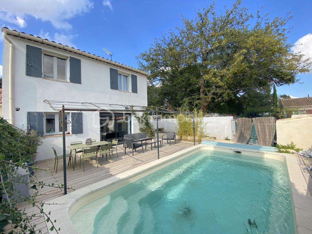 Maison à SAINT-CANNAT