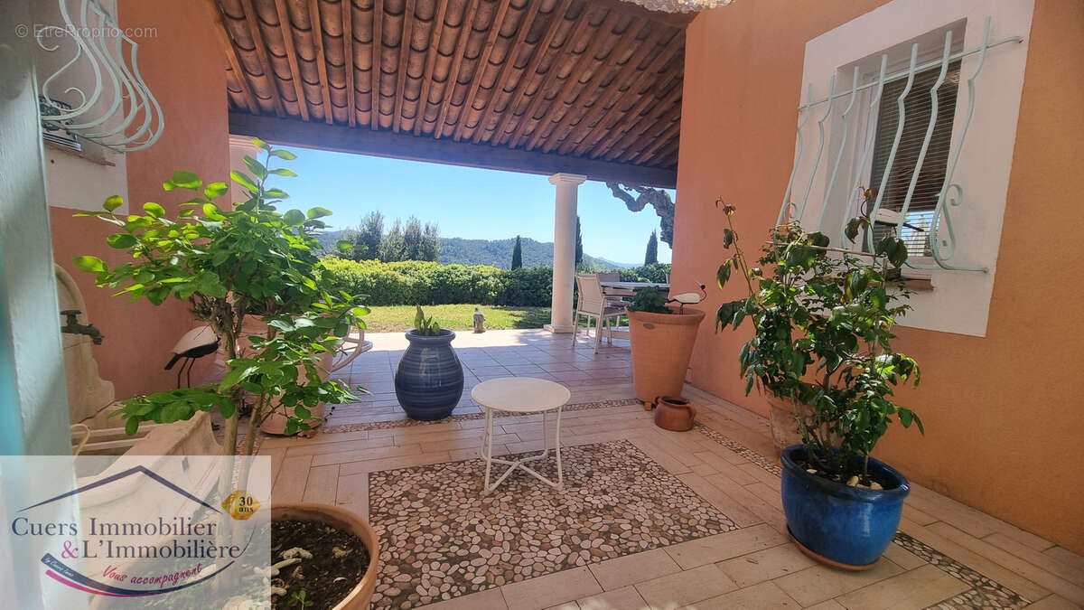 Maison à PIERREFEU-DU-VAR