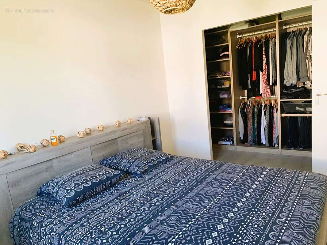 Maison 110 m² à Targon  - photo 7