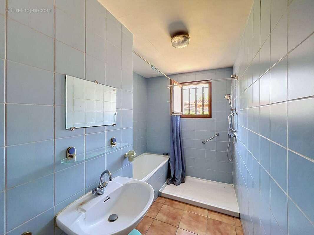 Exclusivite ! quartier prise ! - photo 9