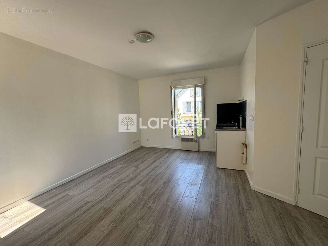 Appartement à VILLEMOMBLE