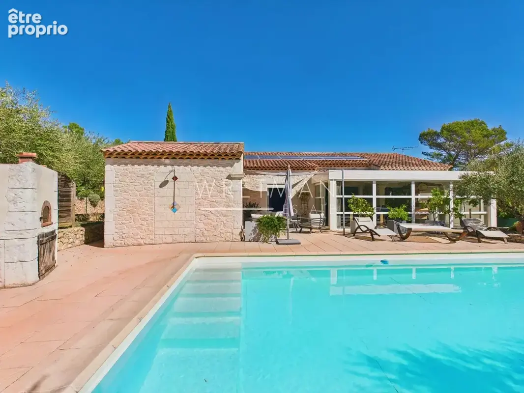 Maison à FLASSANS-SUR-ISSOLE