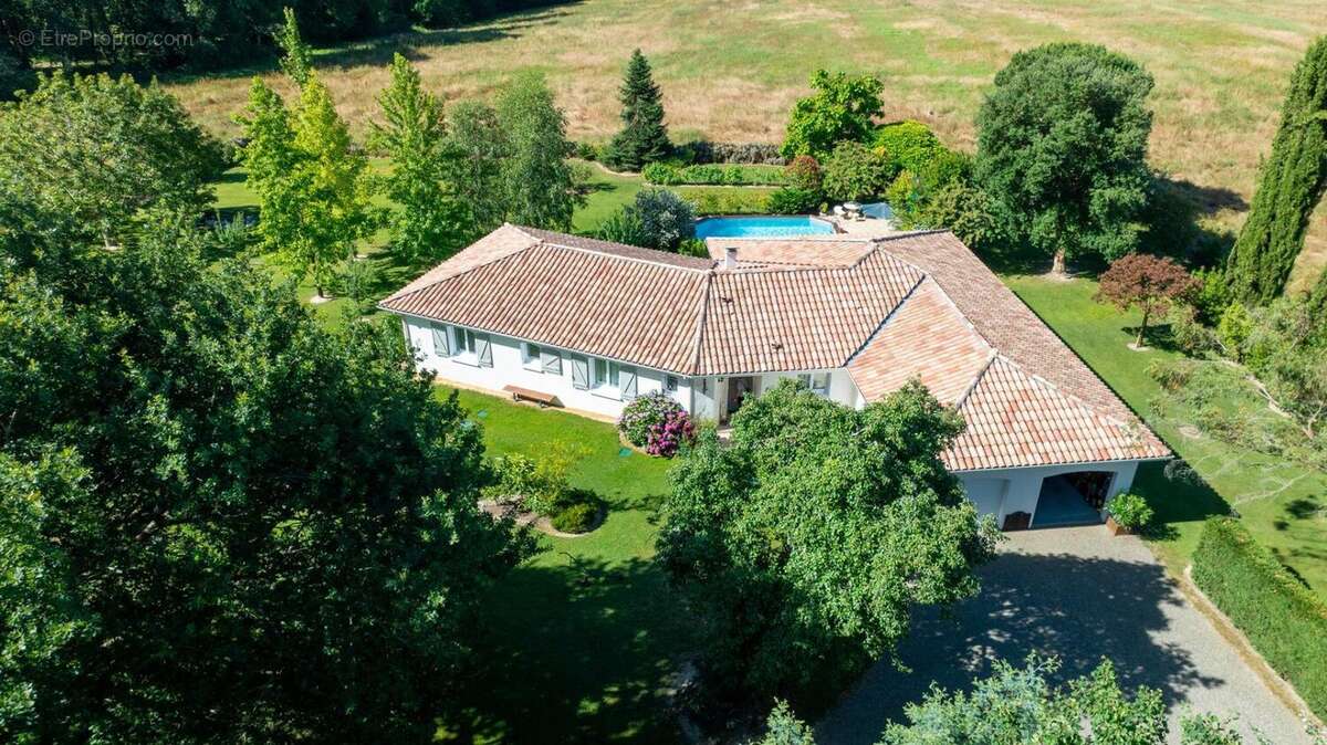 Photo 3 - Maison à CAZAUBON