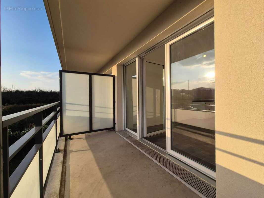 Appartement à MENNECY