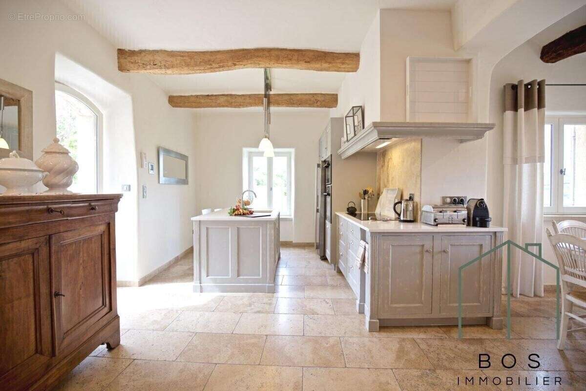Maison à BONNIEUX