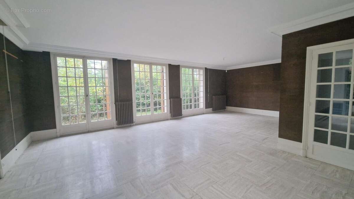 Maison à MONTIVILLIERS