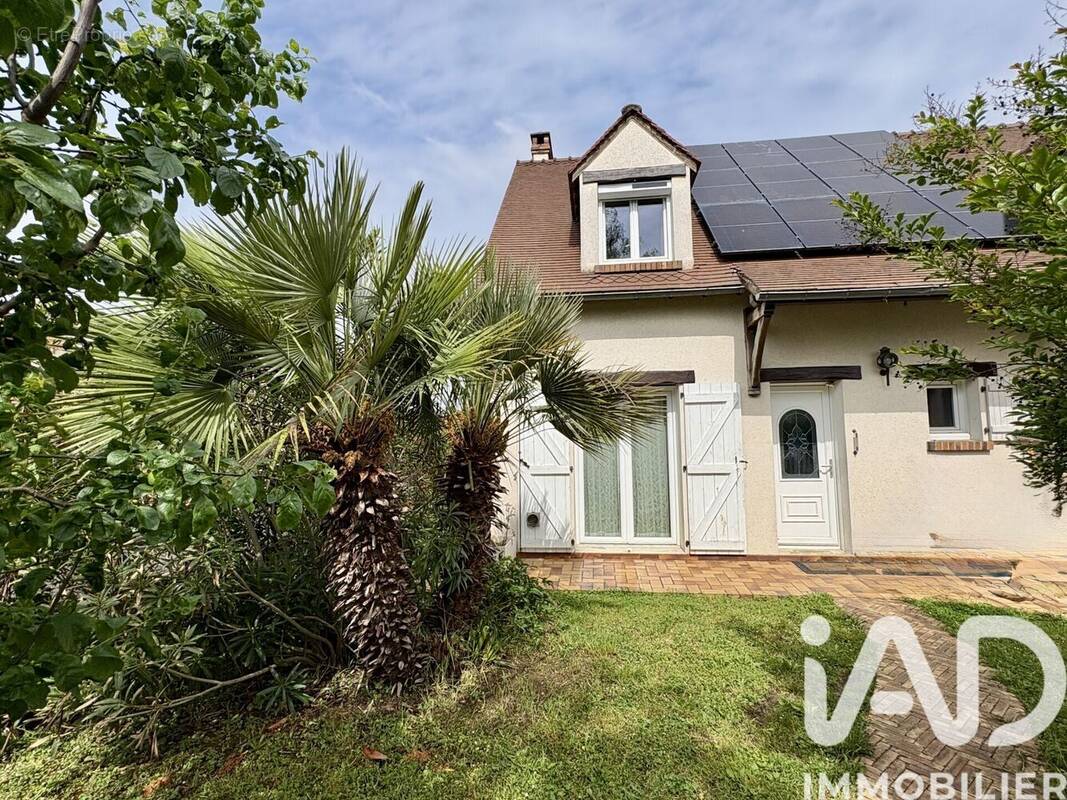 Photo 1 - Maison à VIRY-CHATILLON