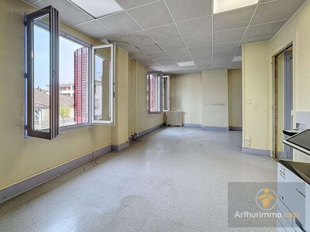 Commerce à BOURGOIN-JALLIEU