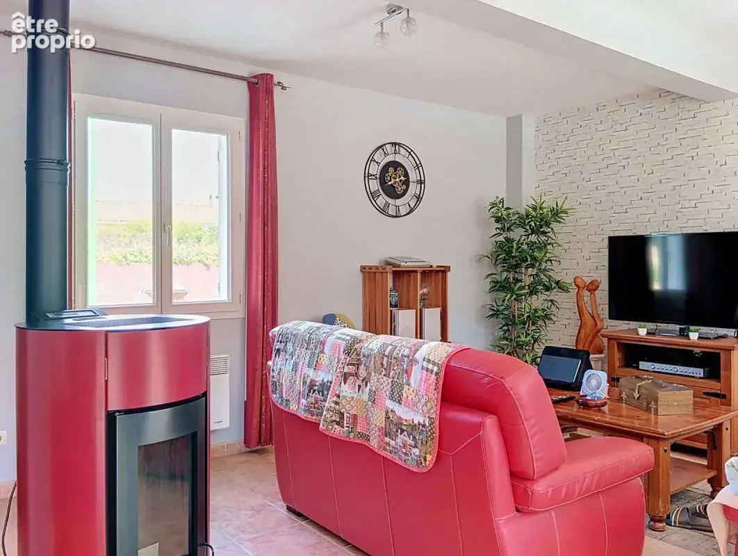 Exclusivité – Maison avec piscine au cœur du Vaucluse - - photo 9