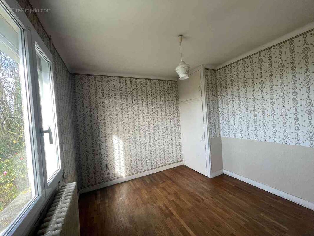 Maison à LES HERBIERS