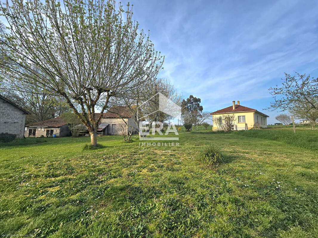Maison à MONTPON-MENESTEROL