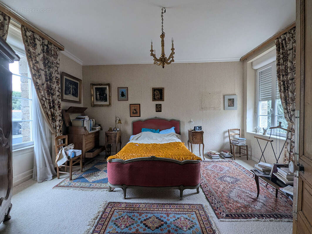 Maison à SAINT-OUEN-DES-ALLEUX