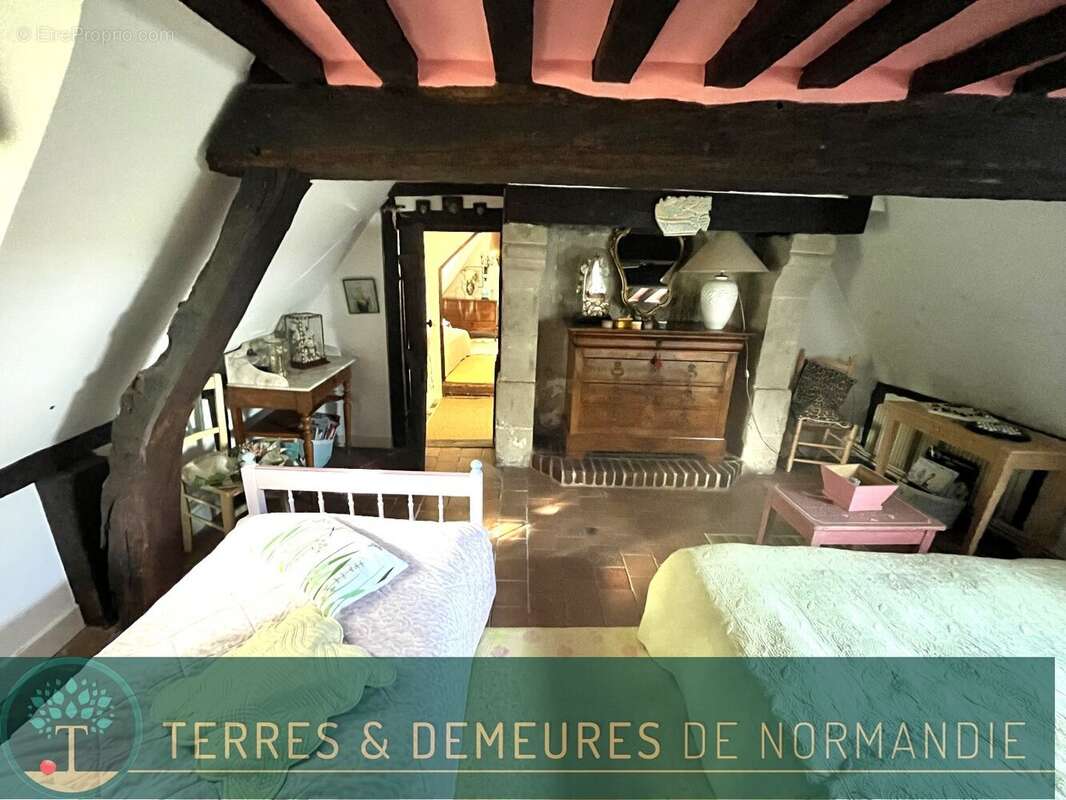 Maison à PONT-L'EVEQUE
