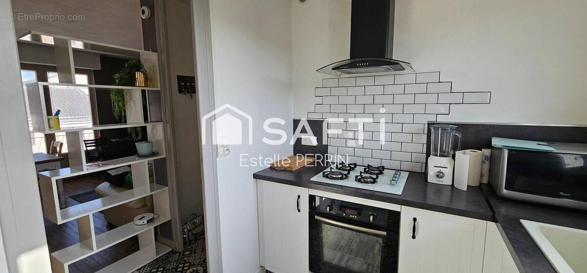 Photo 1 - Appartement à RUELLE-SUR-TOUVRE