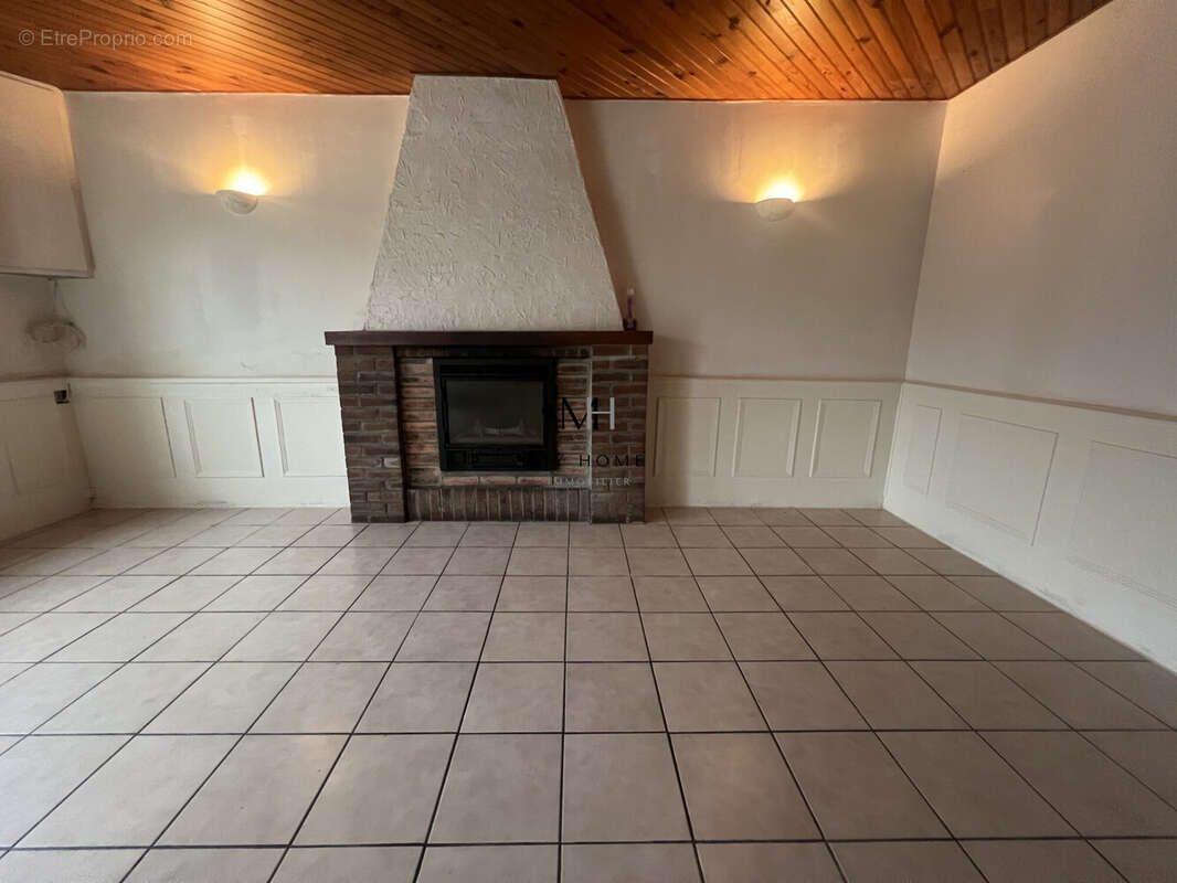 Maison à CHASSE