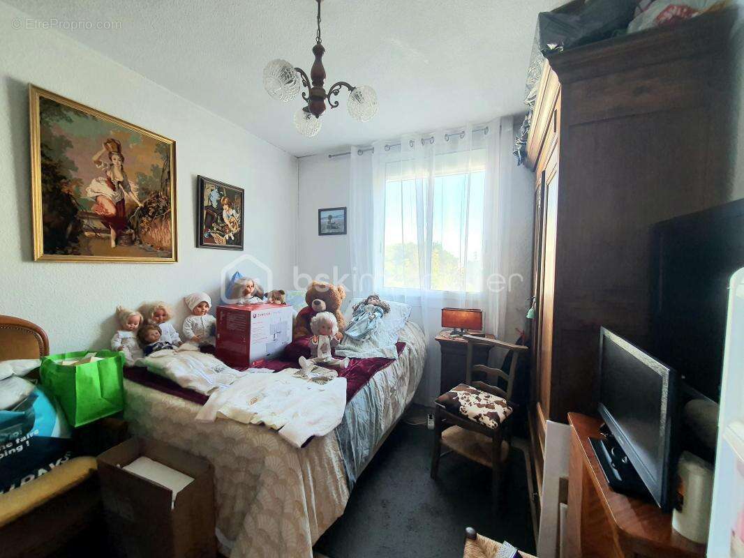 Moulin a vent - appartement t4 - deux chambres - loggia - cave - photo 11