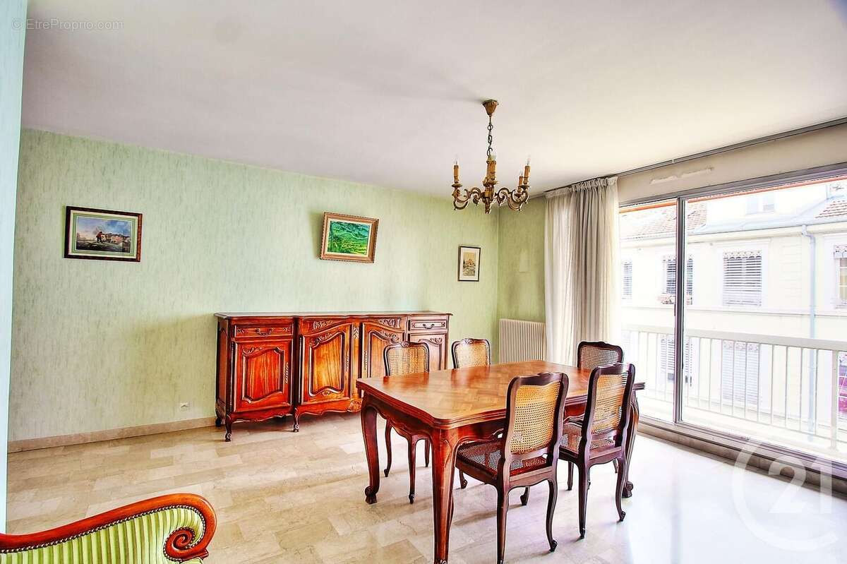 Appartement à LYON-7E