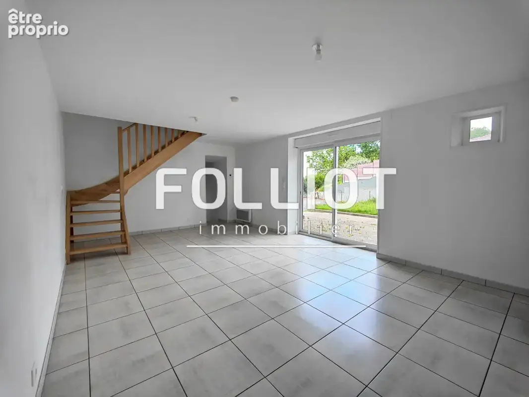 A VENDRE Maison Saint-lo 6 pièce(s) 150 m2 - photo 2