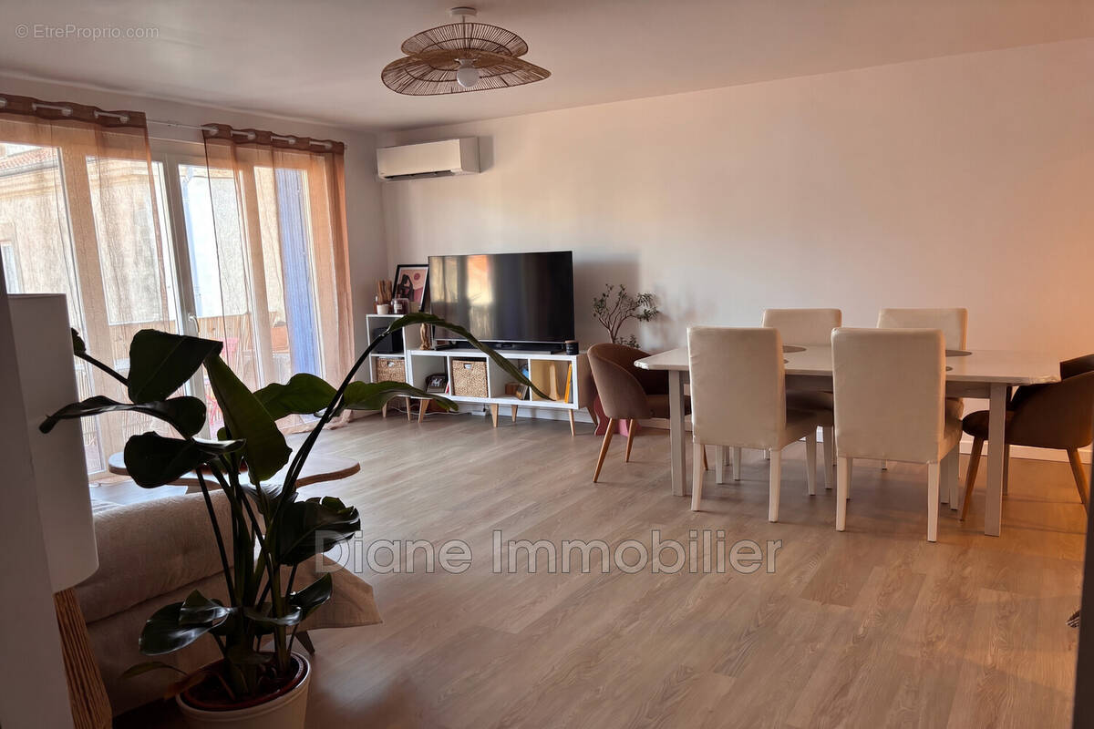 Appartement à NIMES