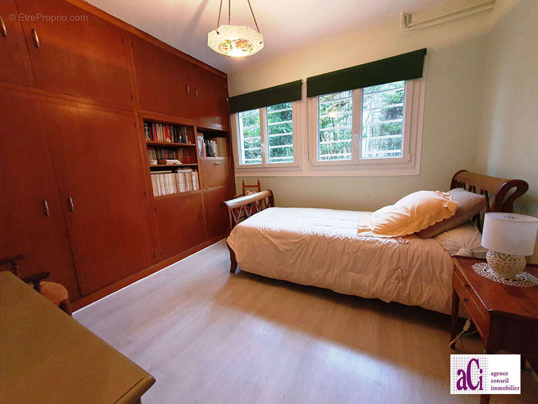 Maison à L&#039;HAY-LES-ROSES