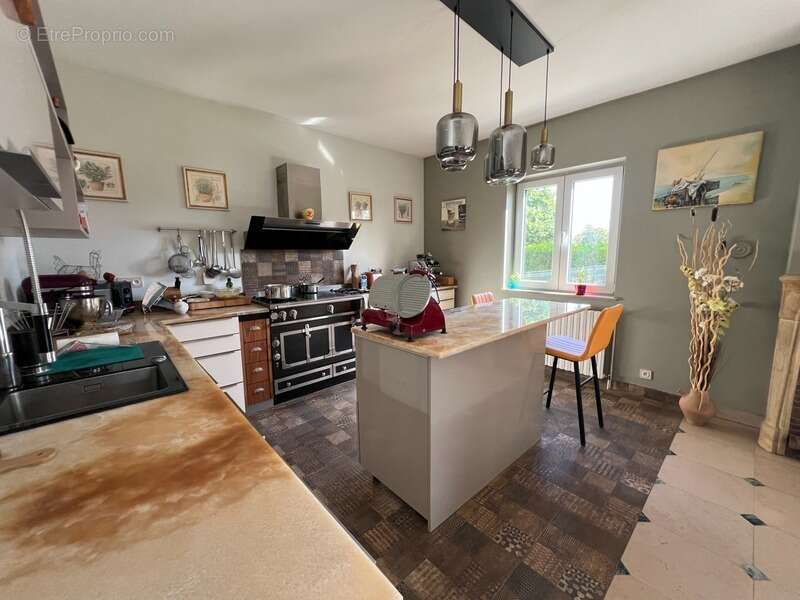 Maison à NUITS-SAINT-GEORGES