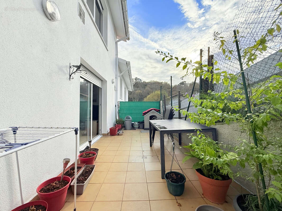 Appartement à URRUGNE