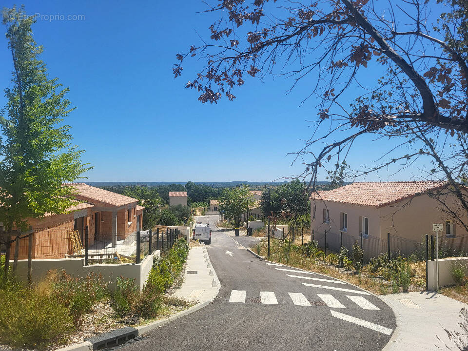 Terrain à MONTIGNARGUES