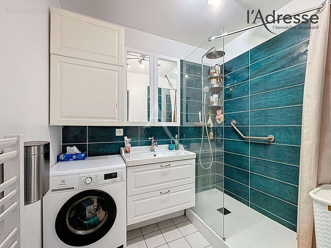 Appartement à SURESNES