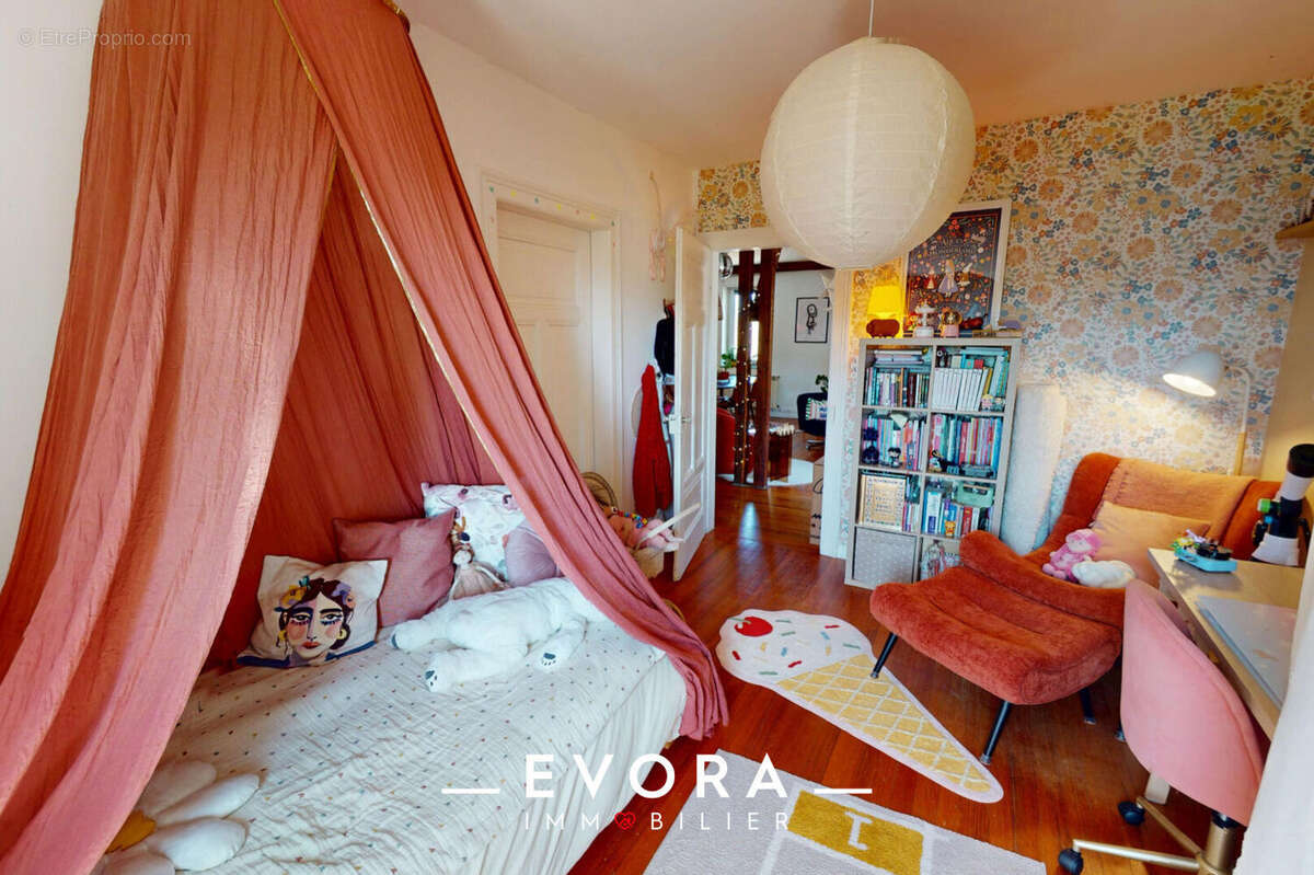 Appartement de caractère - Manom -112.43 m2-  3 chambres - photo 7