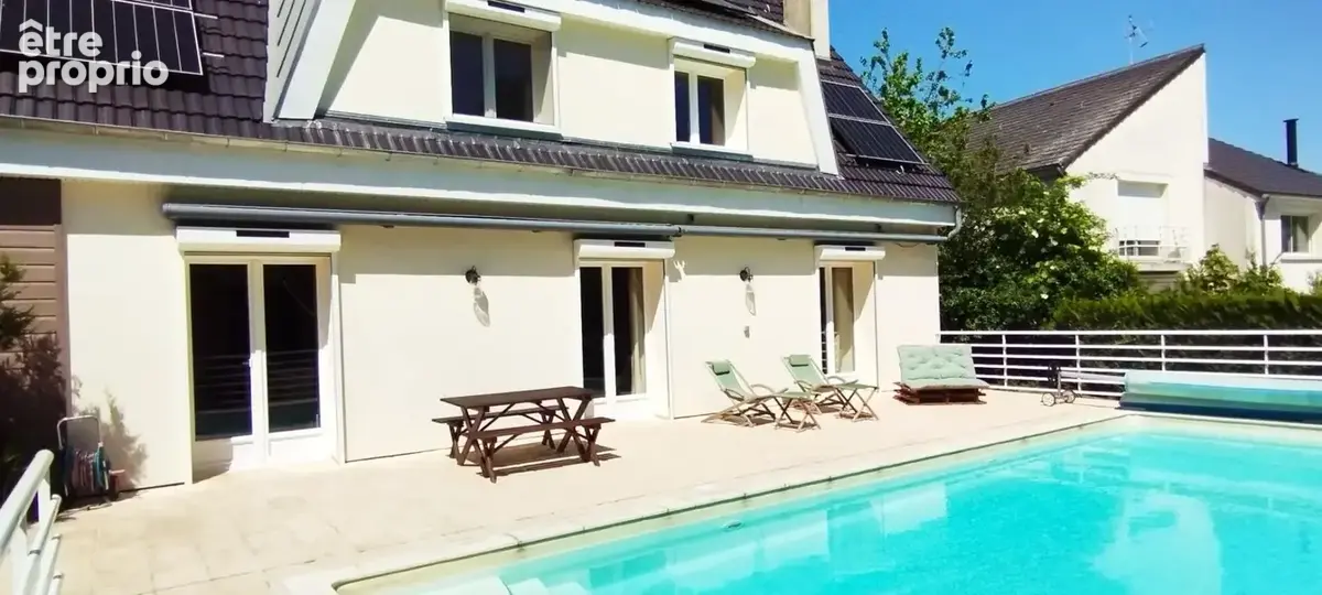 Maison à GUEUX