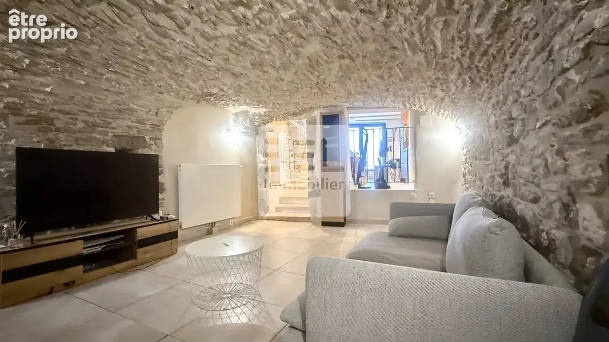 Magnifique maison de village en pierres apparentes à Laudun l'Ardoise - photo 3
