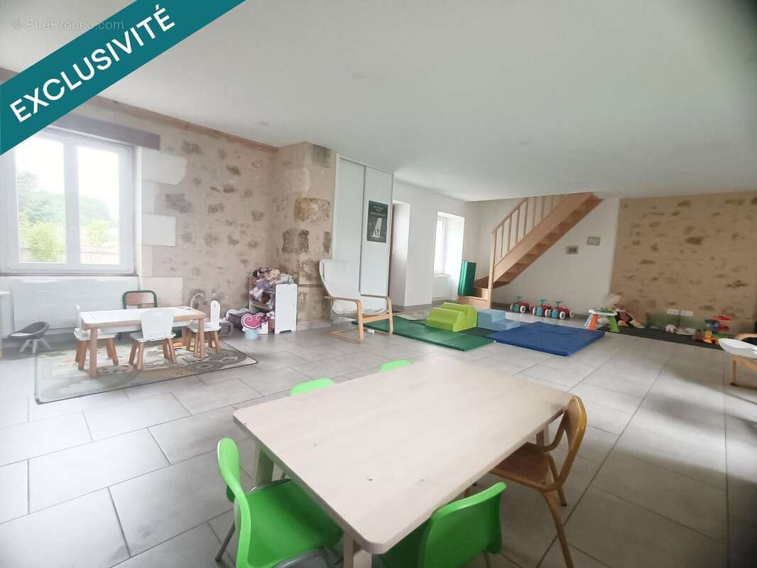 Photo 3 - Maison à LHOMMAIZE