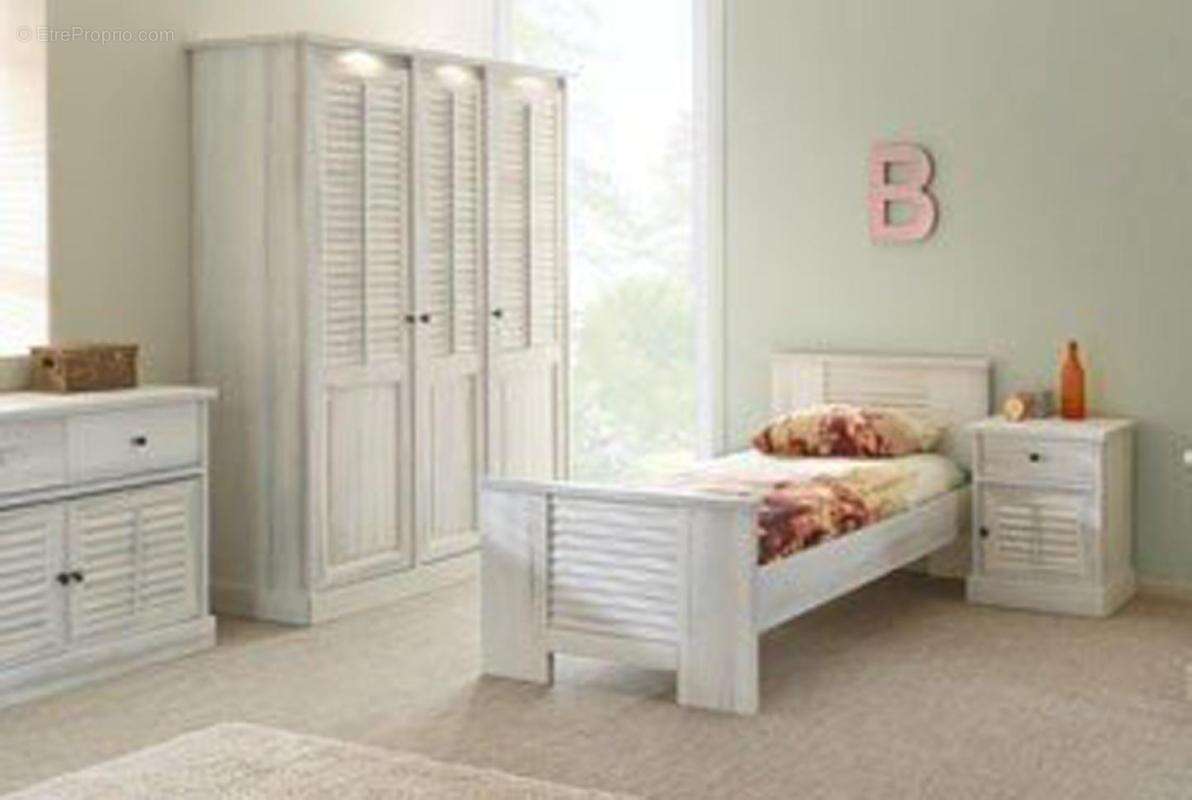 Maison à OLLAINVILLE