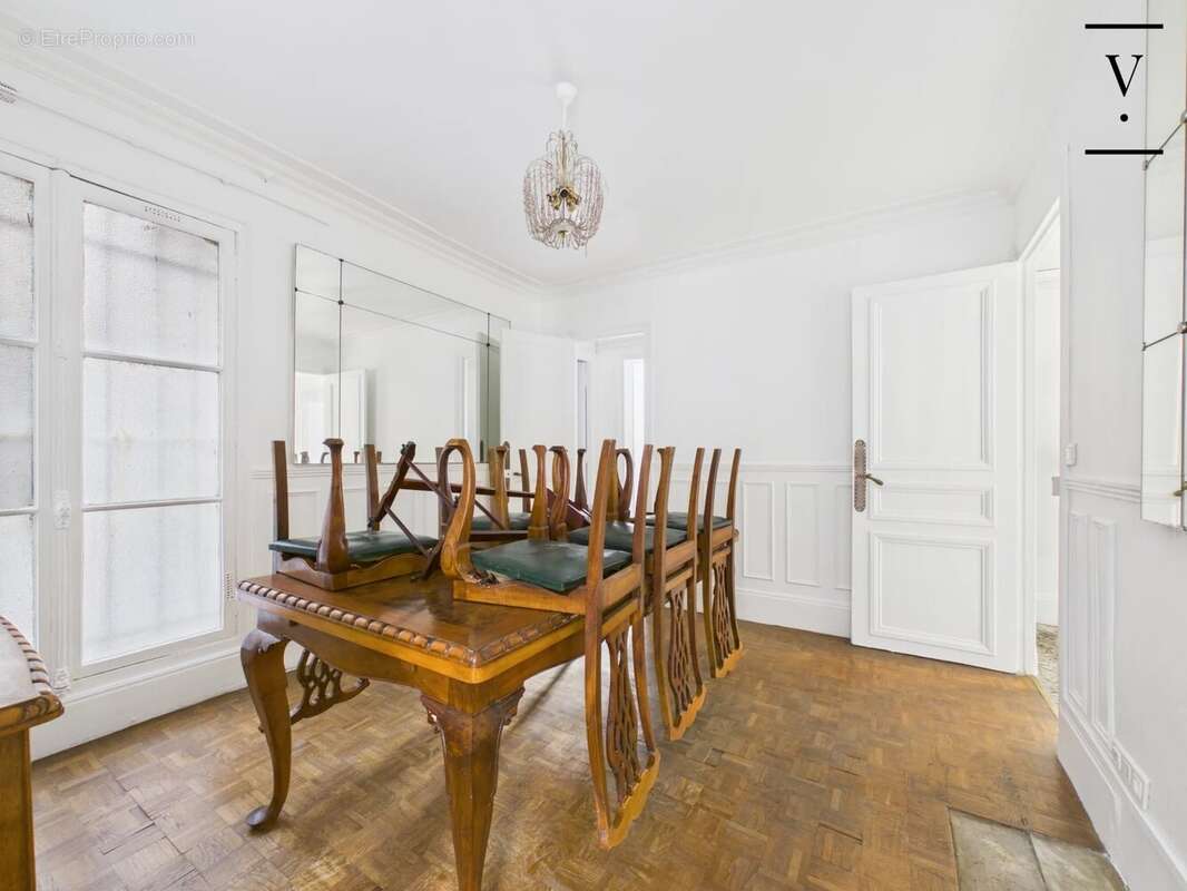 Appartement à PARIS-12E