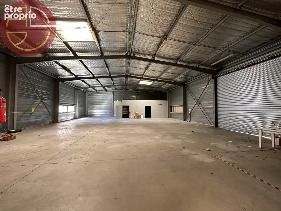 Commerce 2 059 m² à vendre à Pamiers (09100) - photo 4