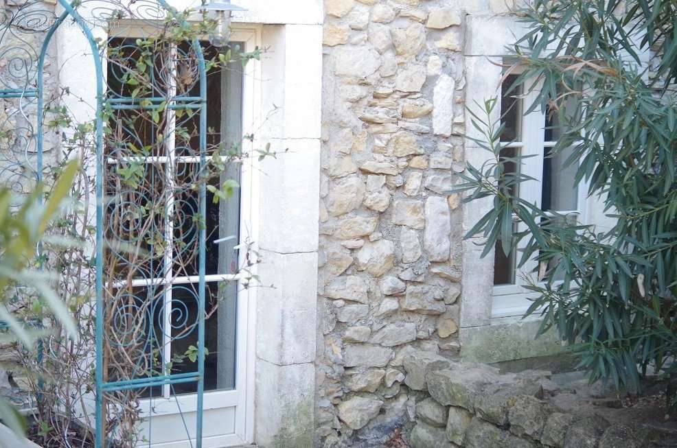 Maison à VEZENOBRES