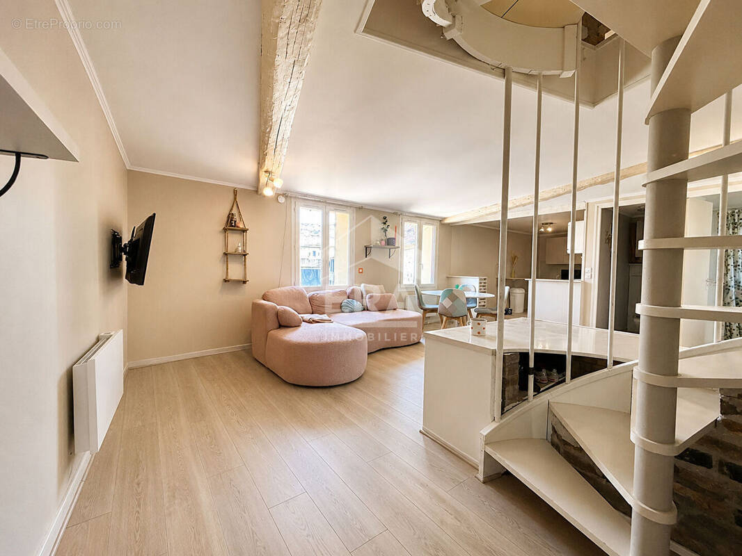 Appartement à CHEPTAINVILLE