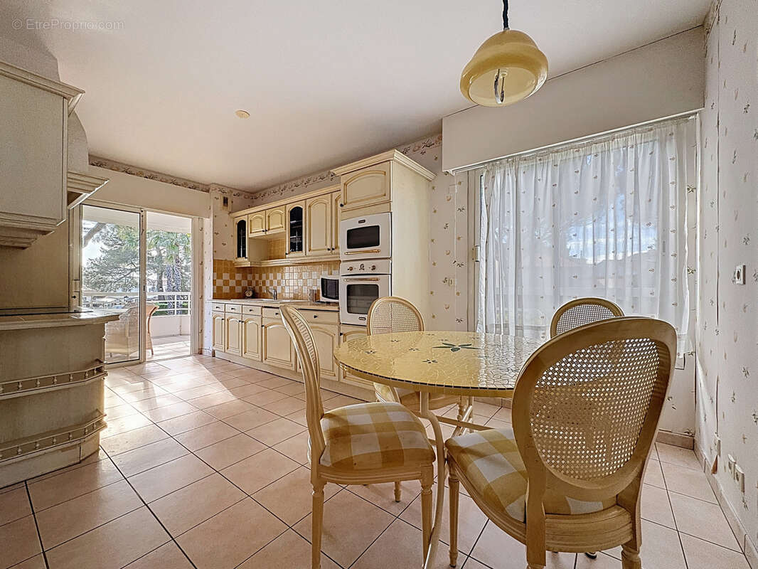 Appartement à SAINT-RAPHAEL