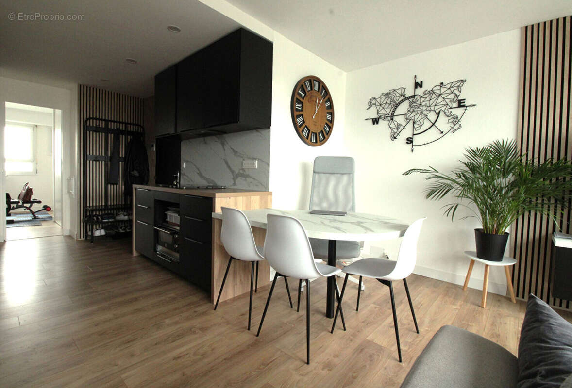 Appartement Rennes 3 pièce(s) 50 M2  avec Cave et Garage  -  2 Chambres - photo 2