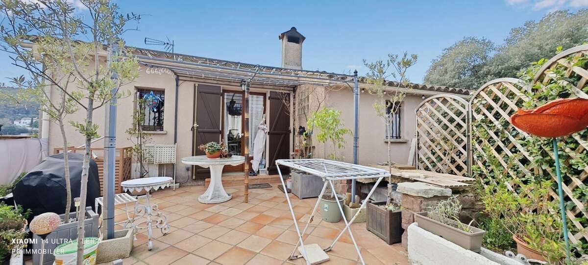 Maison à TRANS-EN-PROVENCE