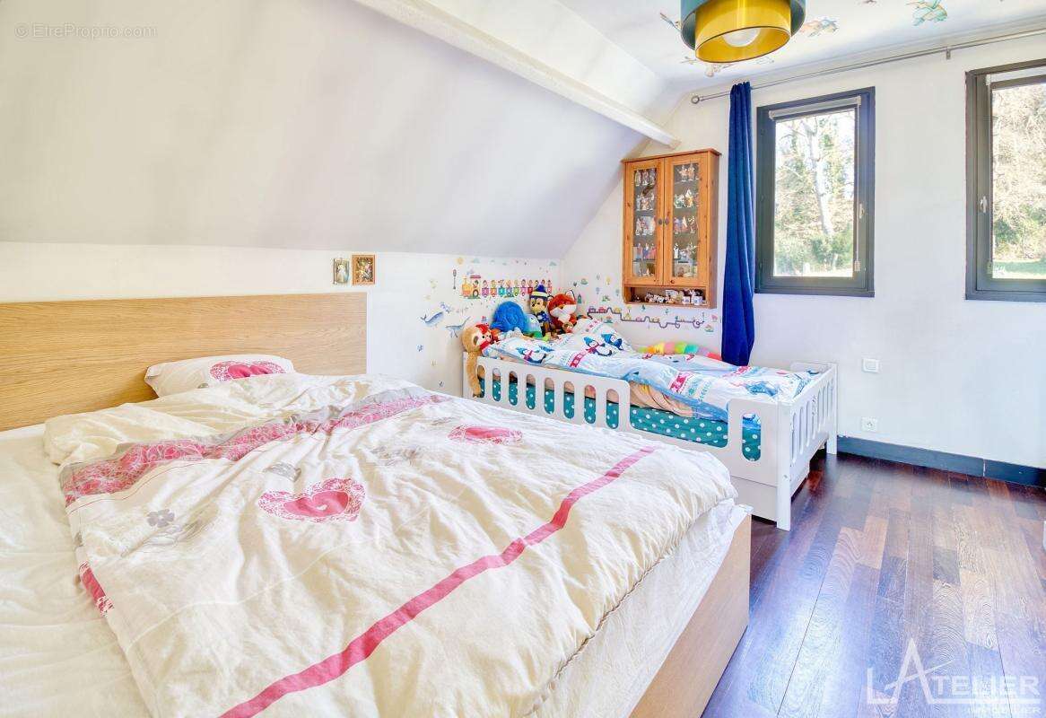 Maison 120 m² à Marly-Le-Roi  - photo 9