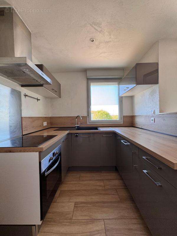 EXCLUSIVITÉ Saint-Martin-du-Touch 
T3 lumineux balcon stationnements - photo 3