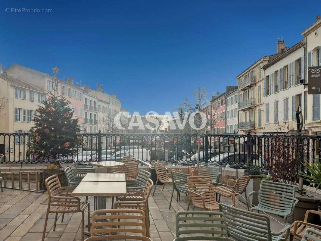 Appartement à HYERES