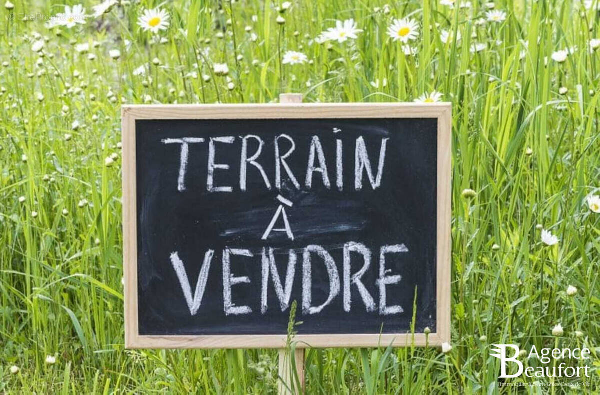 Terrain à BREM-SUR-MER