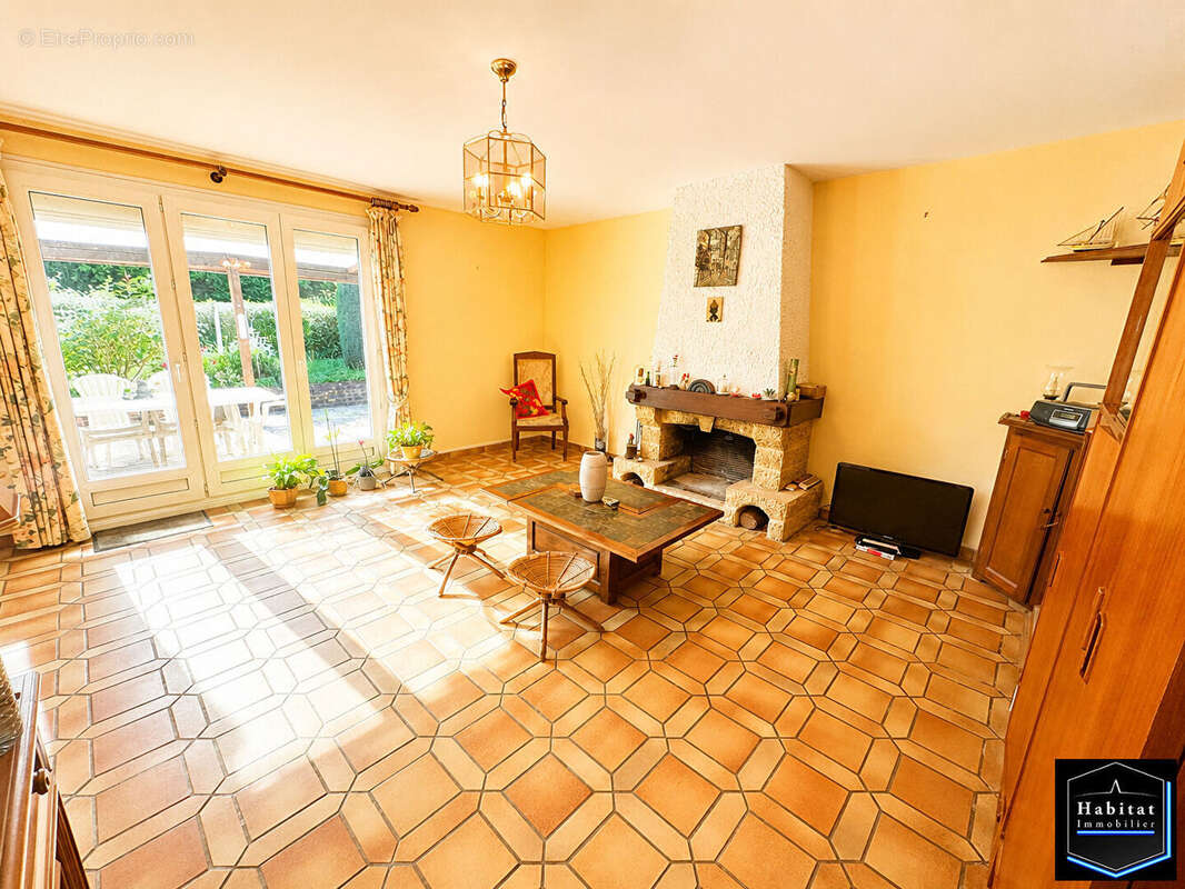 Maison à OTHIS