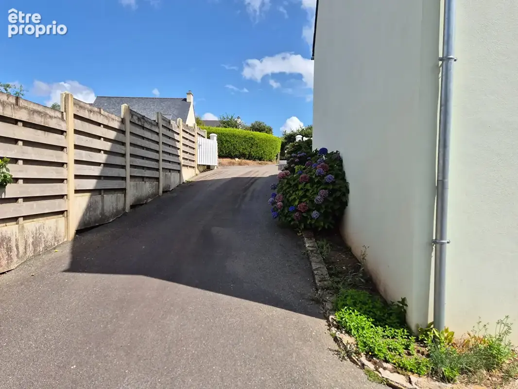 Landivisiau- Maison 6 pièces 121 m2 - photo 12