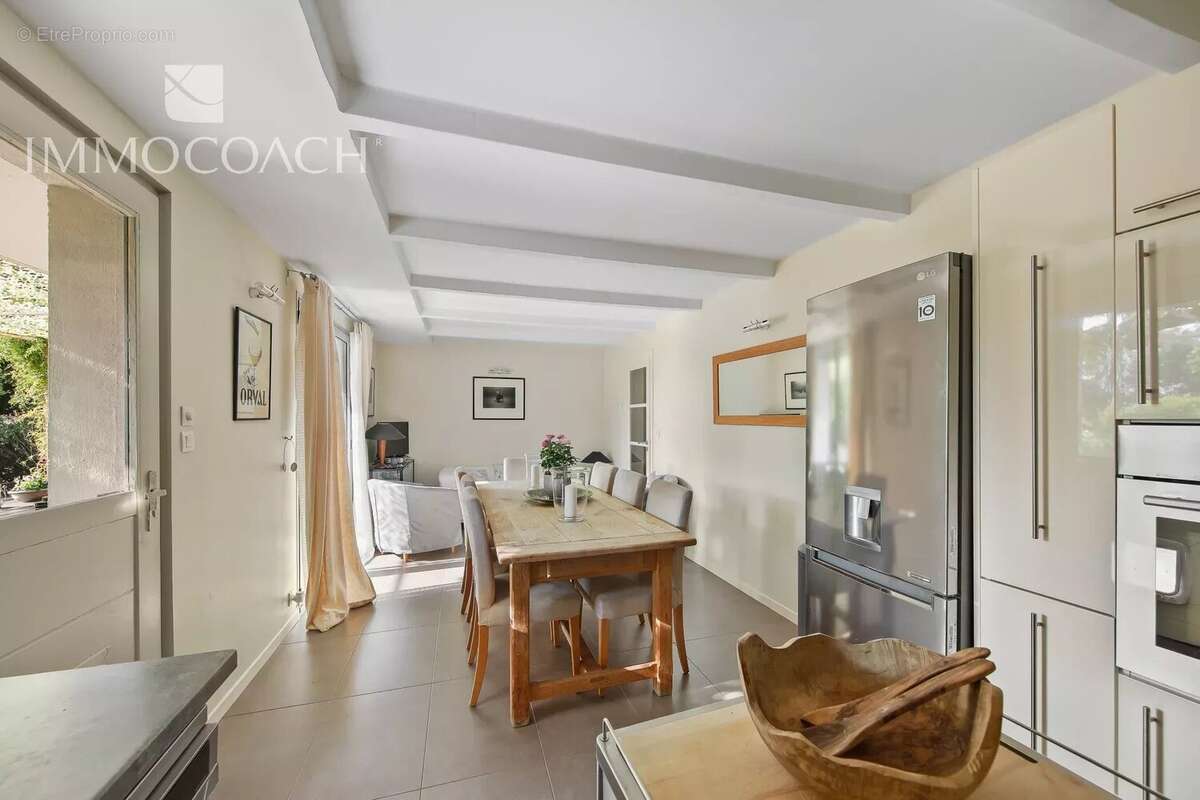 Maison à COLLOBRIERES