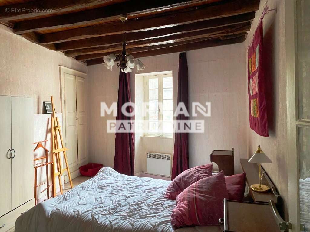 Maison à SAINT-SAULGE